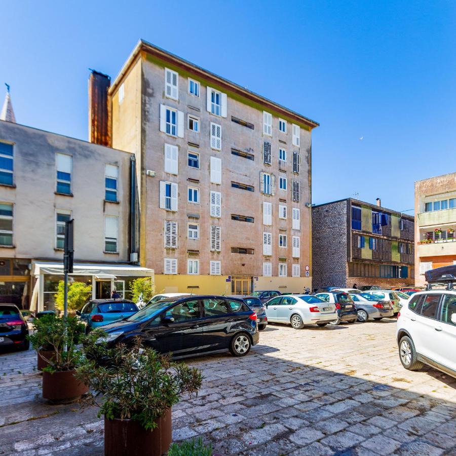 Bobo Central 2Br Apartment زادار المظهر الخارجي الصورة